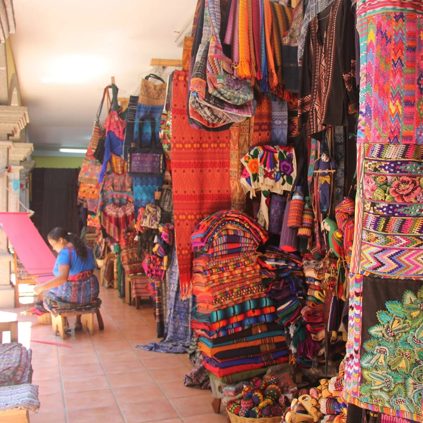 #26453 Guatemala: Where Mayan Tradition meets Modern Life*
