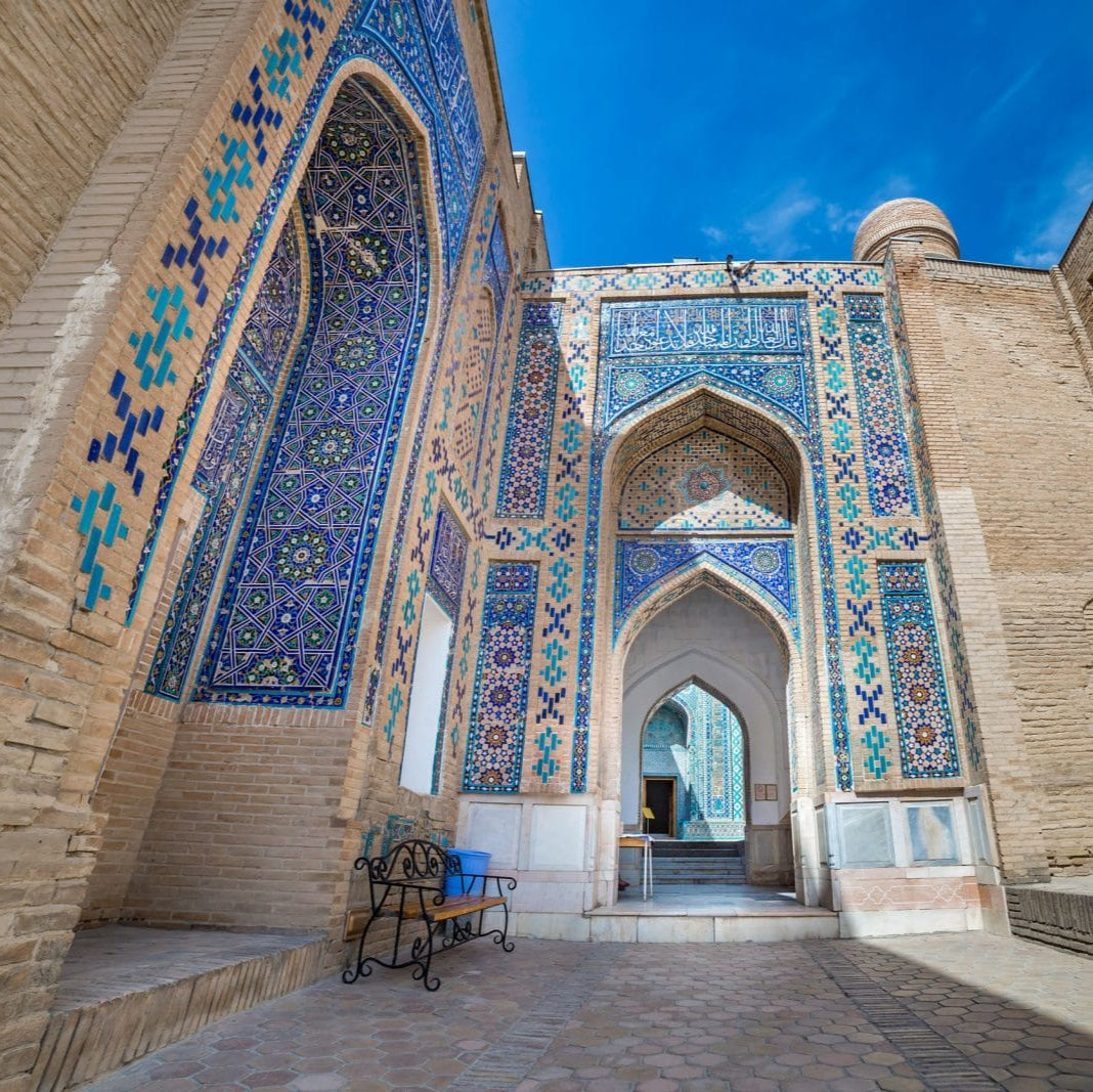 #26281 Uzbekistan: Culture and Community on the Silk Road*